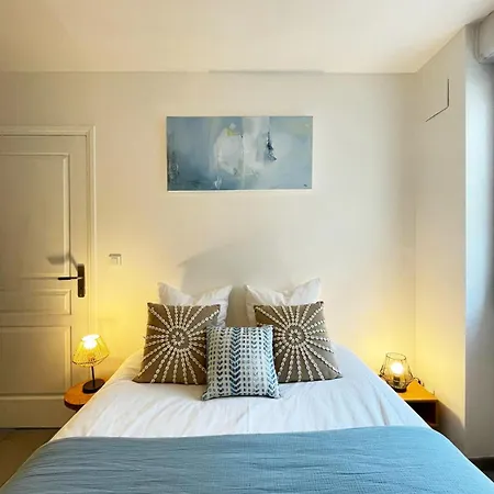 Cap Babord - L'oiseau D'or Au Bord De